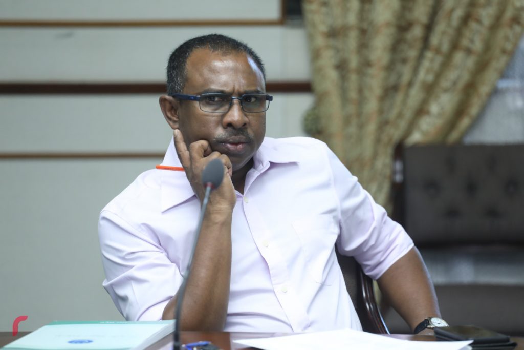 ދައުވާ އުފުލާވަރަށް ހެކި ލިބުނަސް އިސްތިއުފާ ދޭނަން: އަލީ އާޒިމް