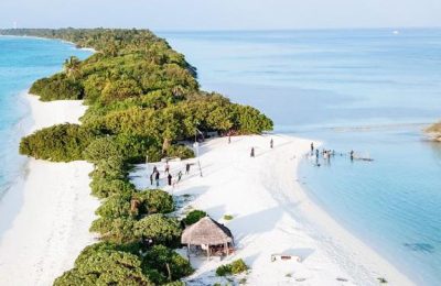 Dhigurah-retreat-Beach-4-900x374
