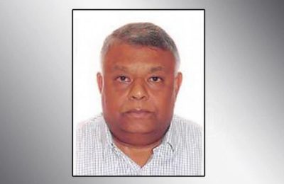 ޑޮކްޓަރ އިބްރާހިމް އުމަރު މަނިކު. ފޮޓޯ:ރައީސްއޮފީސް