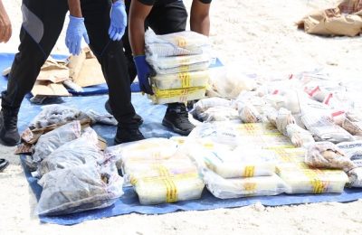 ފުލުހުންގެ ބެލުމުގެ ދަށަށް ގެނެވެިފައިވާ މަސްތުވާތަކެތި ދައްކާލަނީ