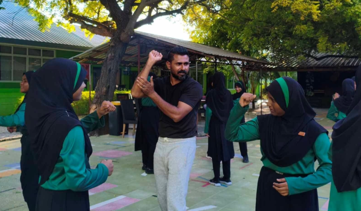 Himandhoo Self Dieffence