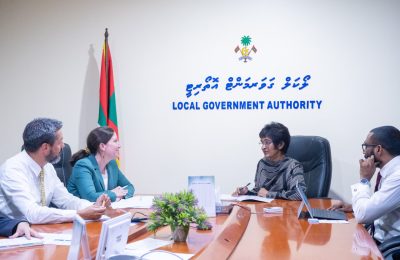 އެލްޖީއޭ ގެ ކުރީގެ ސީއީއޯ ބައްދަލުވުމެއްގައި