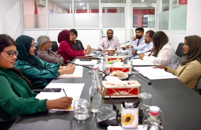 މީޑީއާ ކައުންސިލްގެ ޖަލްސާއެއްގެ ތެރެއިން- ފޮޓޯ: މީޑީއާ ކައުންސިލް