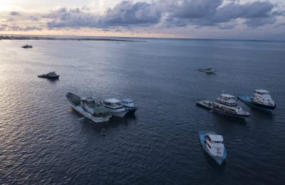 ހުވަދު އަތޮޅު މަސްދޯނިތަކެއް މަސްކިރުވުމަށް ކިޔުގައި-: ފޮޓޯ: މަސްވެރިން
