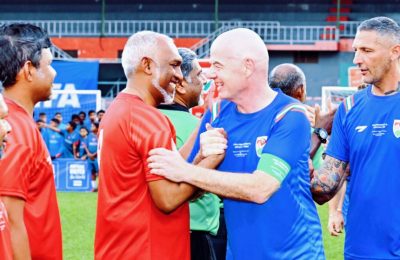 Muiz with Fifa President