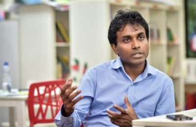 ޕްރޮފެސަރ އުގައިލް: އިންޑިޔާއާ ގުޅިގެން ތަރައްގީ ހަލުވި ކަމާއެކު ނުގެވޭނެ ކަމަށް ވިދާޅުވި