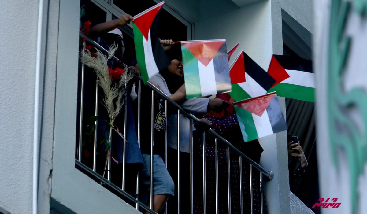 ފޮޓޯއިން: ދިވެހިން ފަލަސްތީނާއެކު ތިބިކަން ހާމަކޮށްދީފި / ފޮޓޯ: އިރުވަރު އޮންލައިން