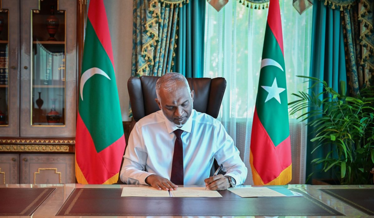 Raees Muizzu 1