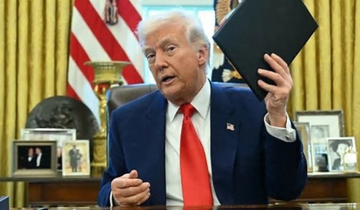 Water Order Trump