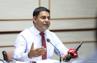ބަޖެޓް ކޮމެޓީގެ މުޤައްރިރު މުޙައްމަދު ނާޝިޒް / ފޮޓޯ: ޕީއެސްއެމް
