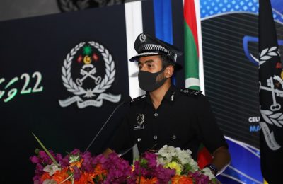 - އަހްމަދު މުޙައްމަދުފުޅު .ކޮމިޝަނަރ އޮފް ޕްރިޒަންސް ފޮޓޯ: ކަރެކްޝަން