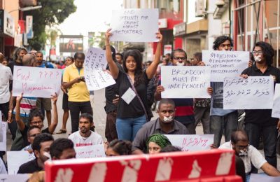 އެމްޑީޕީ އިދިކޮޅުގައި އޮތްއިރު އެ ޕާޓީއަށް ނިޞްބަތްވާ ފަރާތްތަކުން ނޫސްވެރިކަމުގެ މިނިވަންކަމަށް ގޮވާލާ ކުރި އިޙްތިޖާޖެއްގެ ތެރެއިން